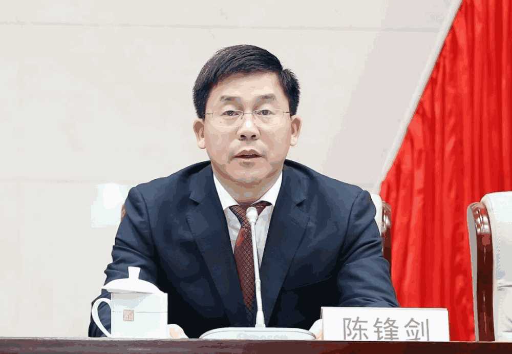 新市長亮相.jpg